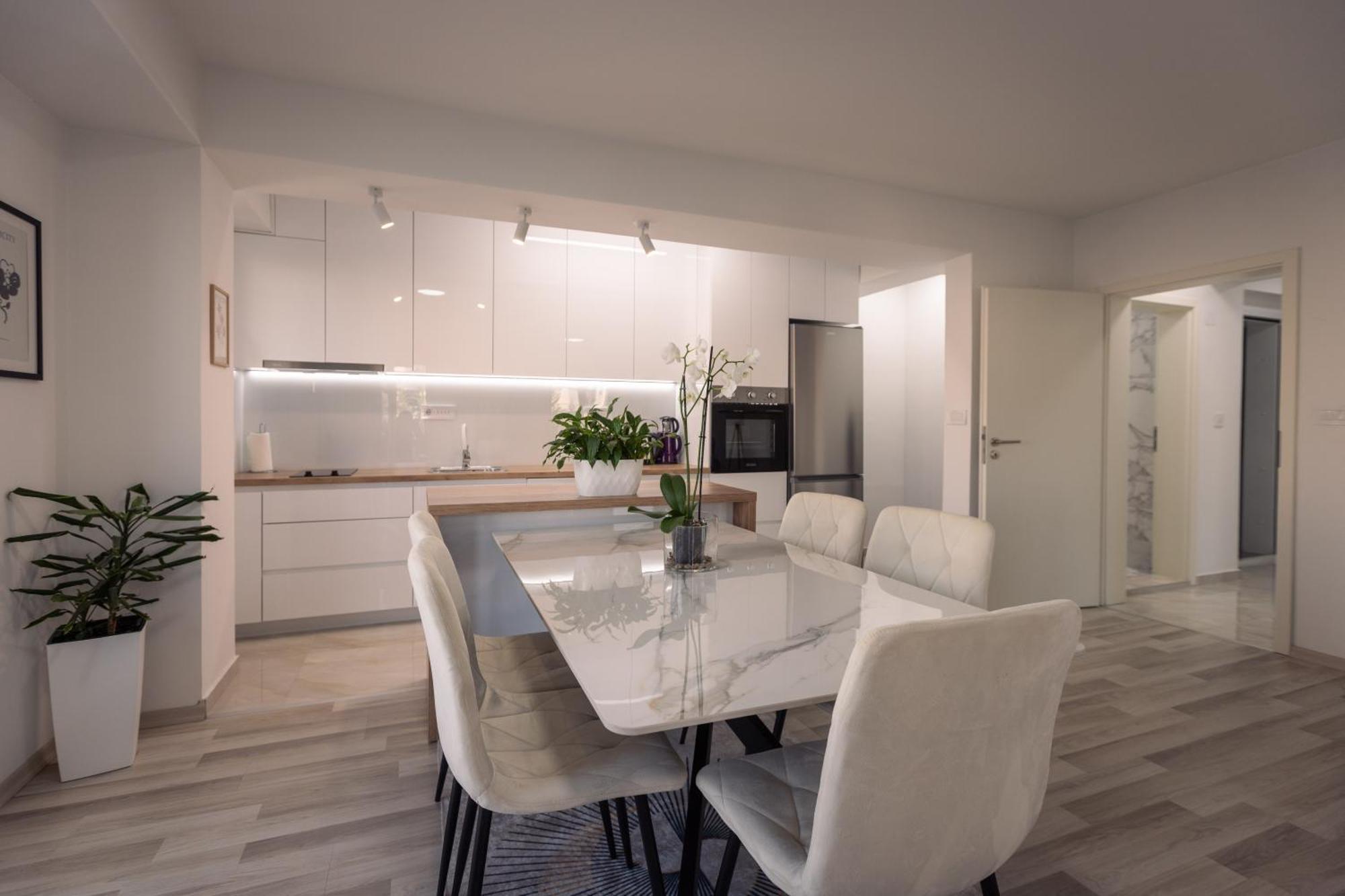 סקופיה T20 Apartments מראה חיצוני תמונה