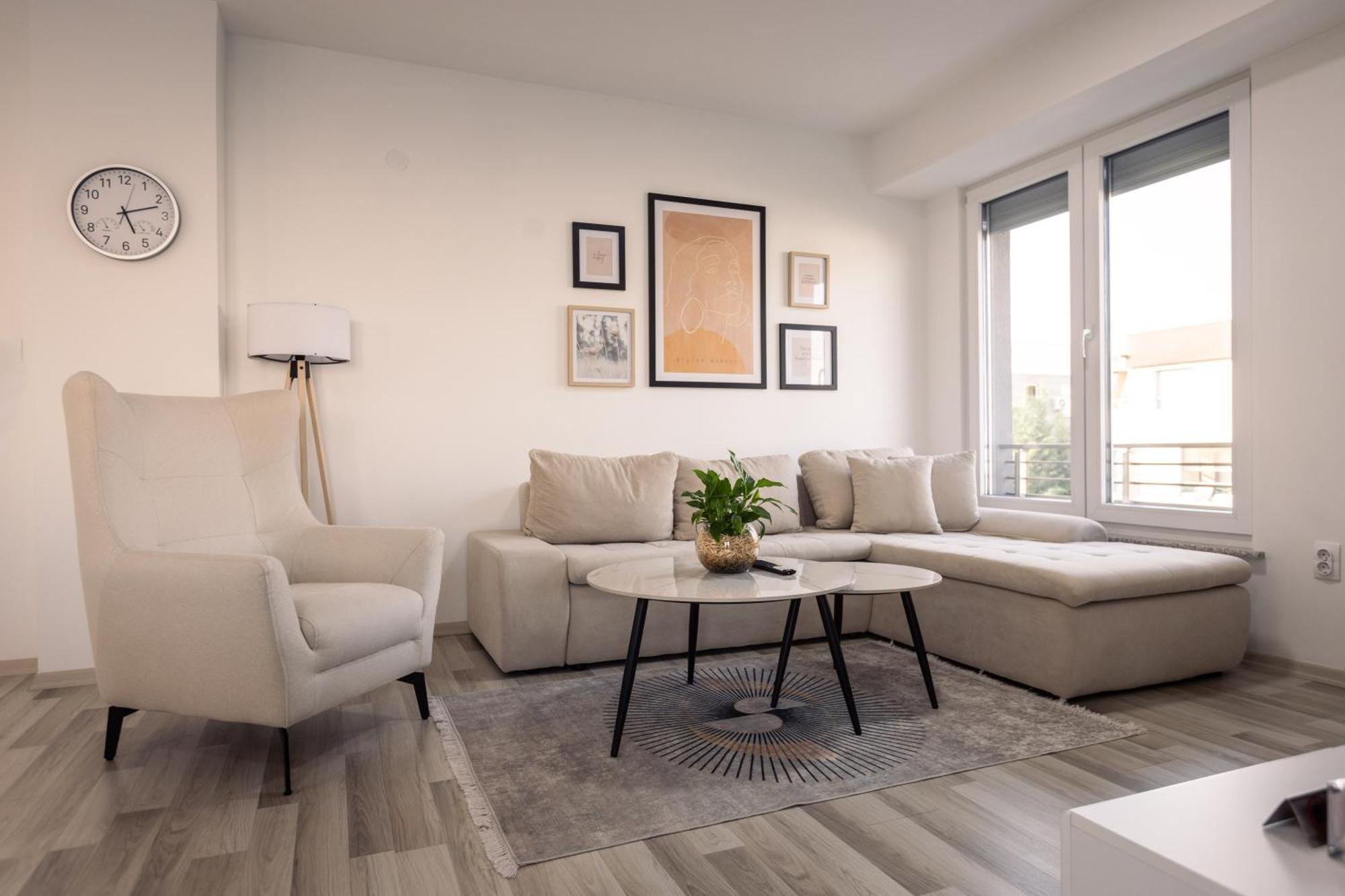 סקופיה T20 Apartments מראה חיצוני תמונה
