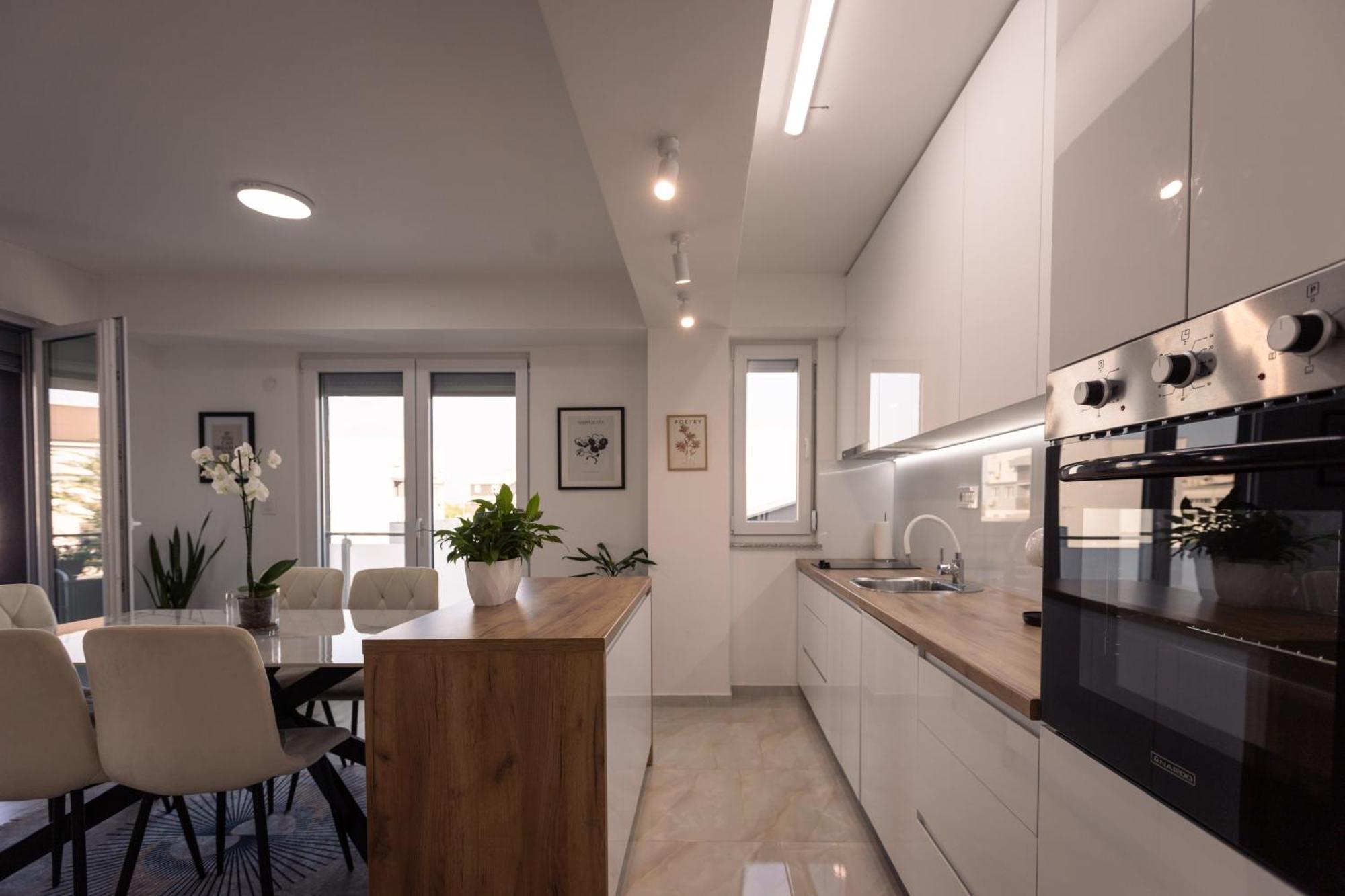 סקופיה T20 Apartments מראה חיצוני תמונה